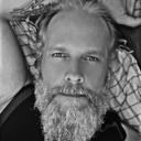 Shes to hot for her own good